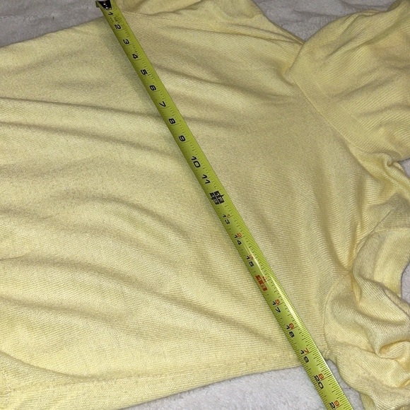 Handmade Vintage yellow sweater - Picture 9 of 11